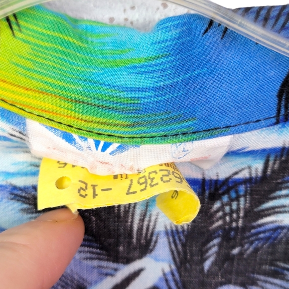 St. Kitts Sugar City Authentic Huwian Style Vacation Beach Casual Shirt Men's XL - Picture 6 of 10